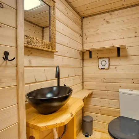 Pod Horou A Za Potokom, Podbanske *